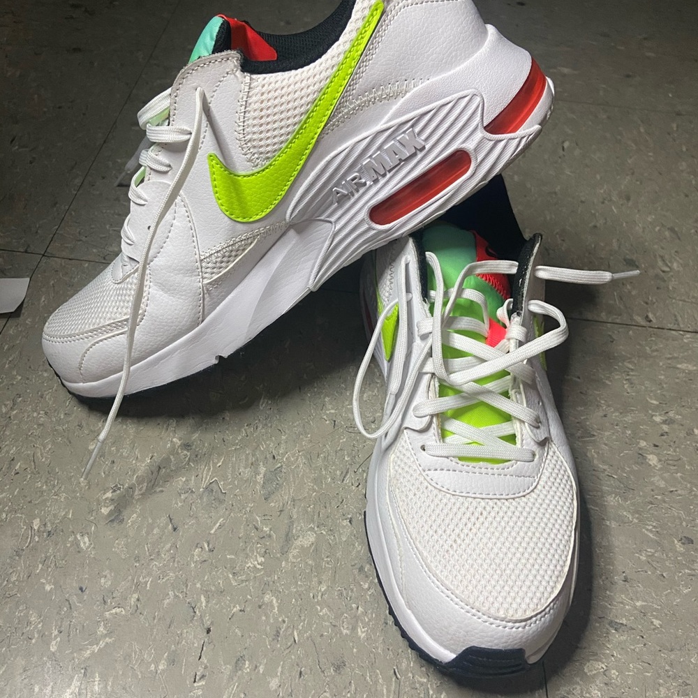 Nike Women’s Air Max Excee